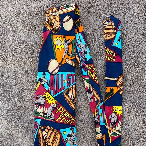 Baseball Men’s Tie - Picture 4 of 4